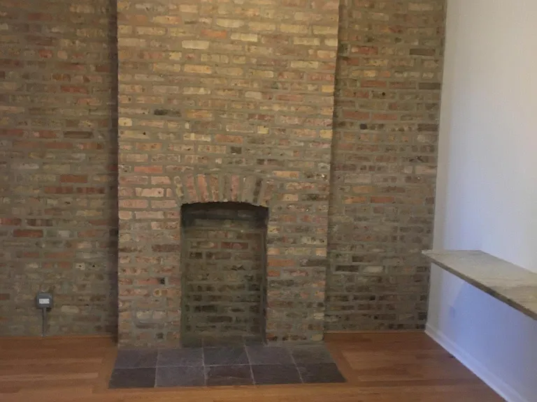 3327 W Adams St — Photo 5