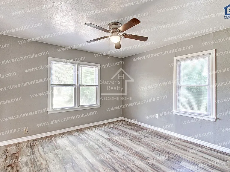 1210 NW Irwin Ave — Photo 19