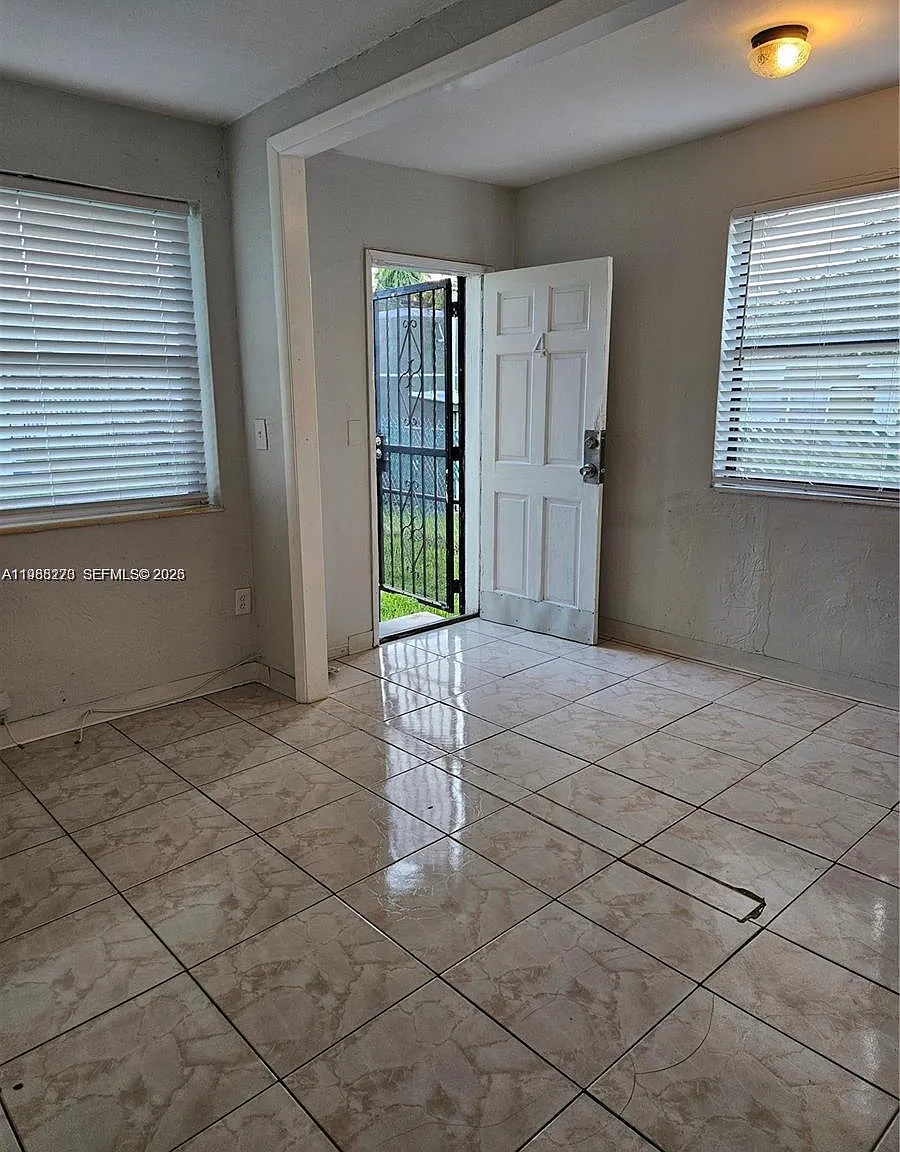 Biscayne Shores Corr Plat — Photo 4