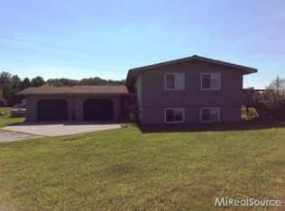 6510 Indian Trl, Cottrellville, MI 48039