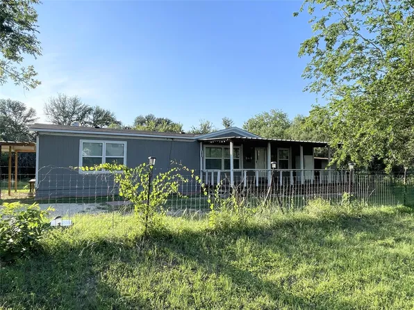 286 Wilson Rd, Red Rock, TX 78662