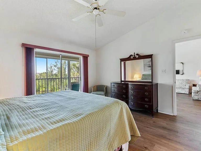 841 Waterside Dr #206 — Photo 35