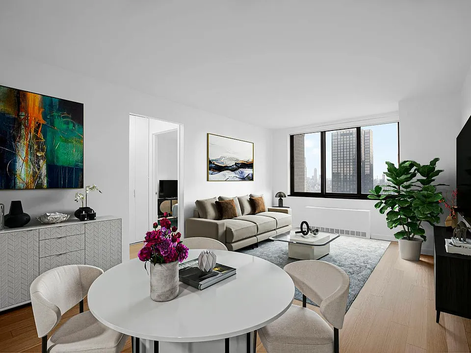 124 W 60th St #43B
