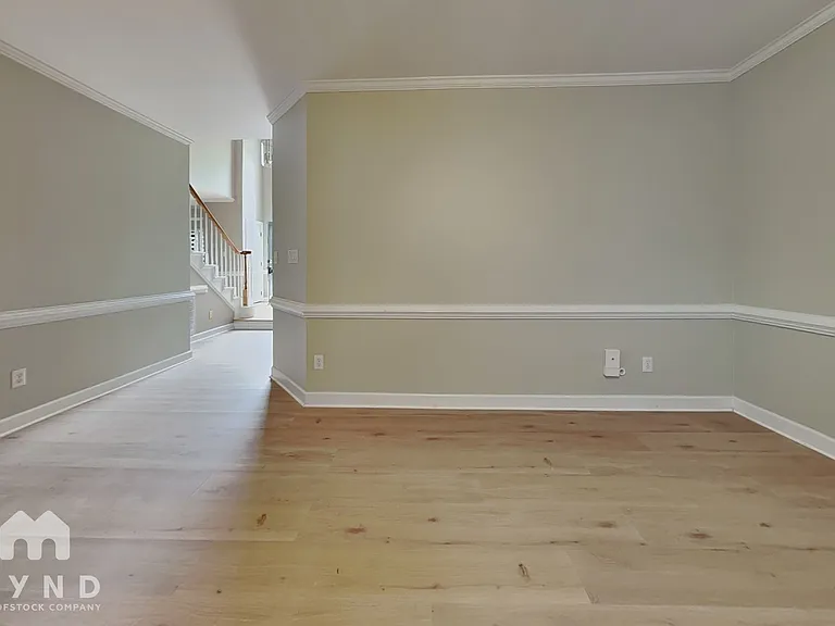 302 Barthel Dr — Photo 6