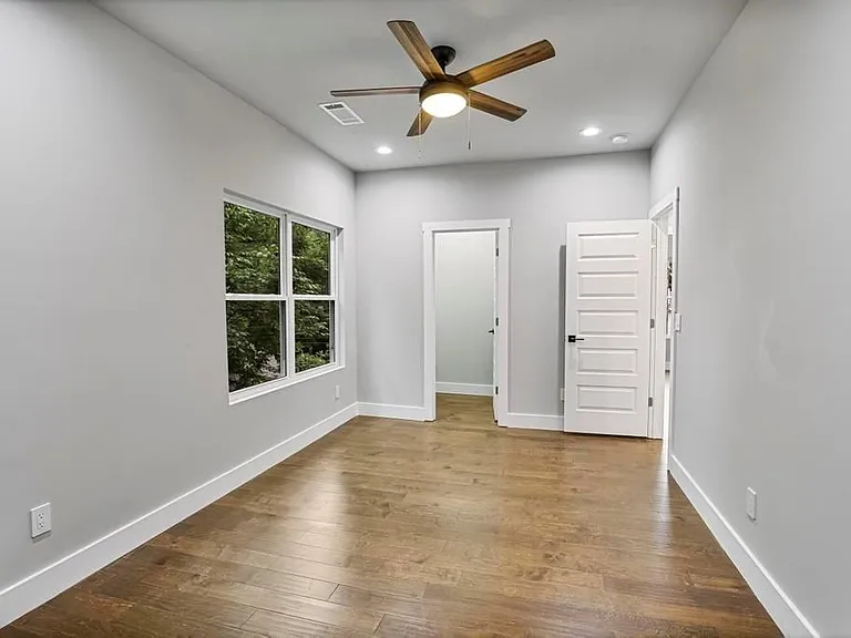 79 Adair Ave — Photo 26