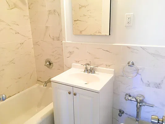 Rented by Metro Garden Realty NYC | media 5