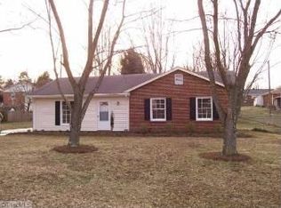 2702 Lafayette Pl, High Point, NC 27263