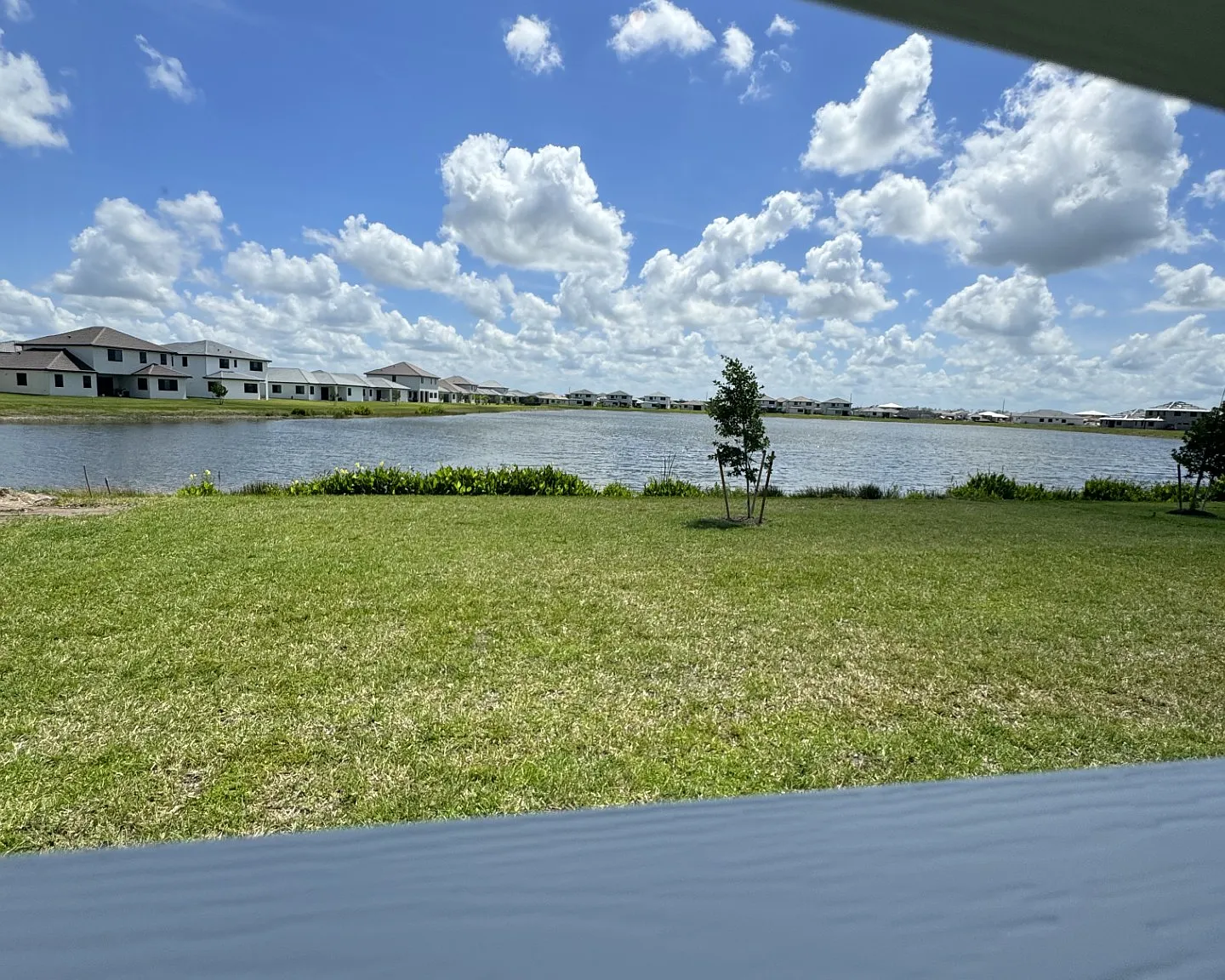 3 bed, 2.5 bath, 2028 sqft, $2,700 — Photo 4