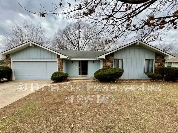 1359 S John Ave, Springfield, MO 65804