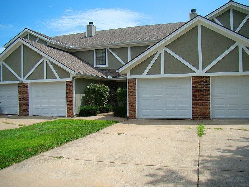 1st image of 3577 NE Independence Ave