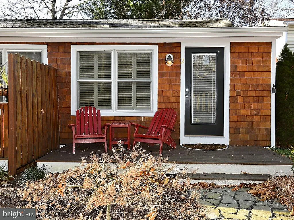 164 Henlopen Ave #2 photo 1