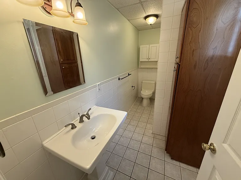 121 Chestnut Ave #A — Photo 8