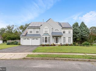 70 Olympia Ln, Sicklerville, NJ 08081