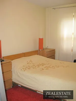 Rented by ZealEstate Group Inc | media 73