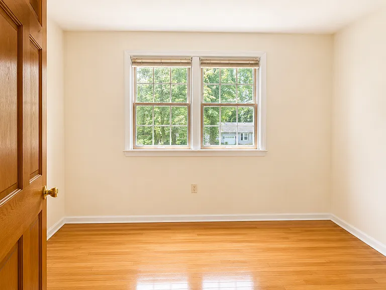 1109 Cocklin St — Photo 15