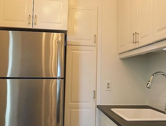3rd image of 4242 E West Hwy APT 1112