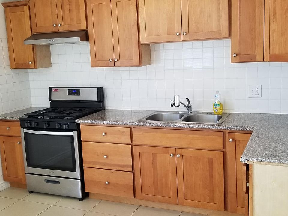 1st image of 561 E Nocta St
