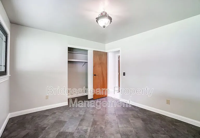4354 Meadowcroft Rd — Photo 11
