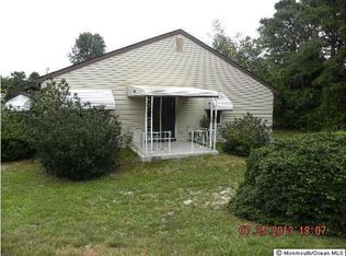 14 Amesbury Rd #C, Manchester Township, NJ 08759