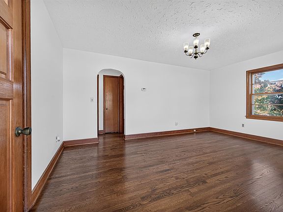 4th image of 3261 Peppers Ferry Rd