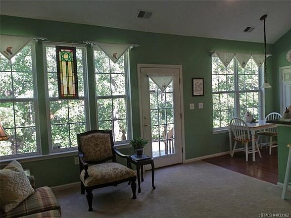 Dreamscape... extremely appealing den and kitchen view.