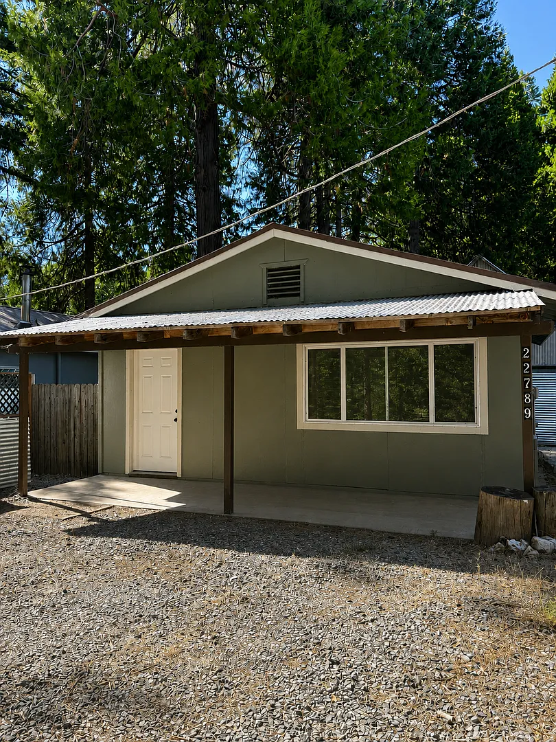 Charming Foresthill Cottage — Photo 1