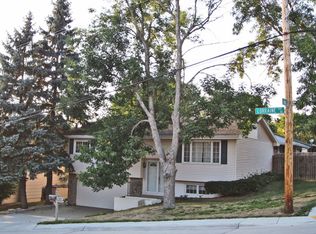 4921 Lorraine Ave, Sioux City, IA 51106