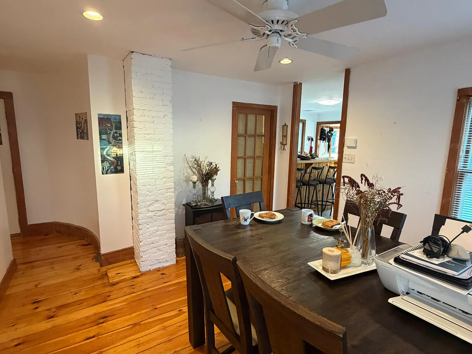 3 bed, 1400 sqft, $3,000 — Photo 4