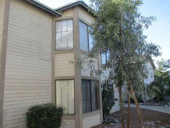 2nd image of 5624 S Wood Crest Dr