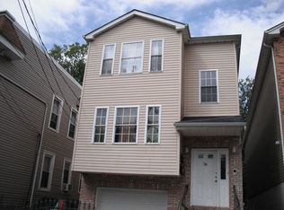 59 Schley St, Newark, NJ 07112