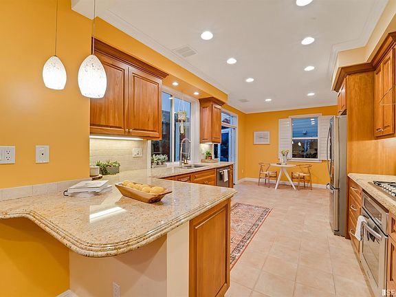 4th image of 937 Windsor Hills Cir