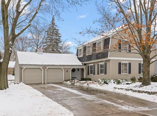 509 E 12th Ave, Naperville, IL 60563