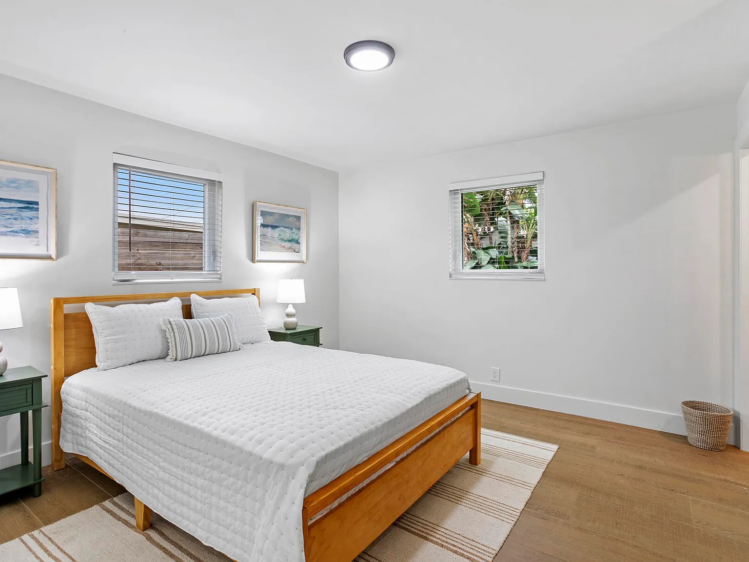 3 bed, 2.0 bath, 1232 sqft, $5,000 — Photo 3
