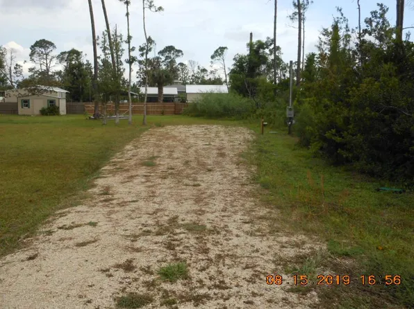 442 Santa Anna St, Port Saint Joe, FL 32456