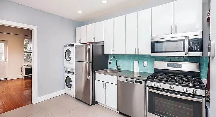 Rented by Compass | media 3