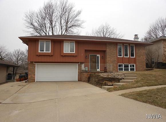 1st image of 2424 Seneca Way