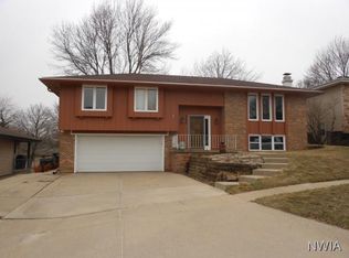2424 Seneca Way, Sioux City, IA 51104
