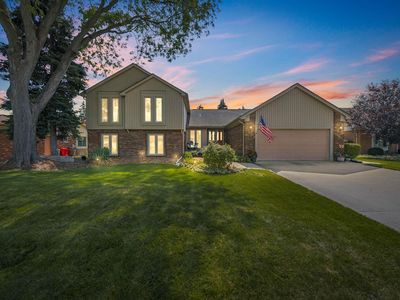 15492 S Royal Doulton Blvd, Clinton Township, MI, 48038