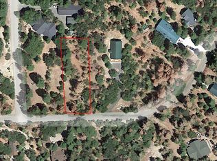 1460 Pinecone Ct, Wofford Heights, CA 93285