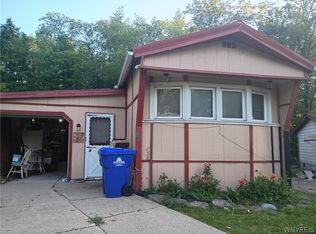 93 Waterview Pkwy, Hamburg, NY 14075
