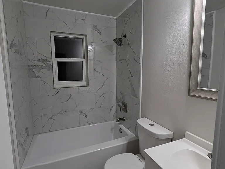 302 Vera St — Photo 10