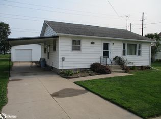 1008 Estelle St, Dysart, IA 52224