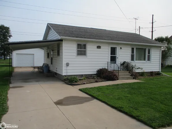 1008 Estelle St, Dysart, IA 52224