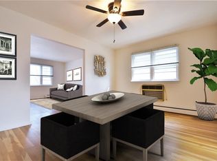 37 Bryn Mawr Ter, Yonkers, NY 10701