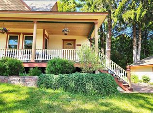 621 Rittenhouse Ave, Bayfield, WI 54814