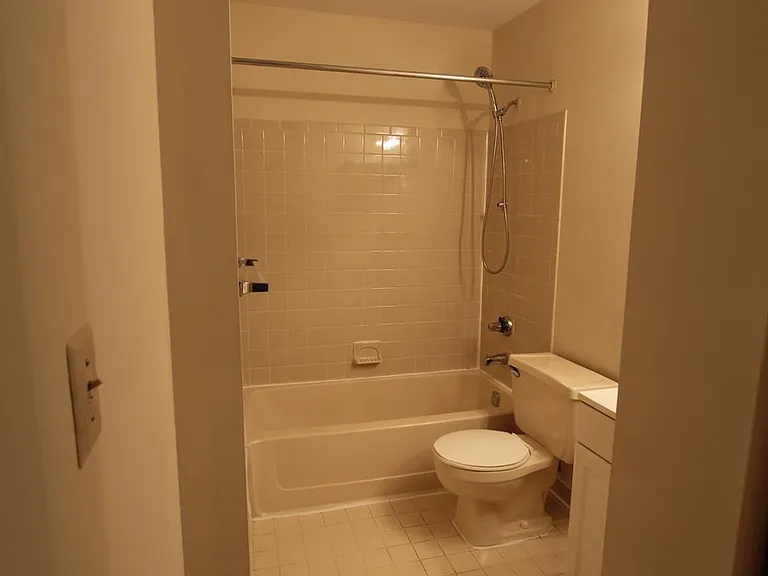 4707 Ravens Crest Dr — Photo 22