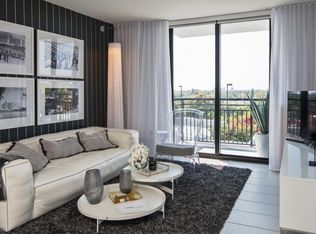 1900 SW 8th St #W507, Miami, FL 33135