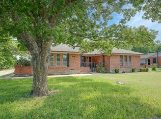 808 E White St, Anna, TX 75409