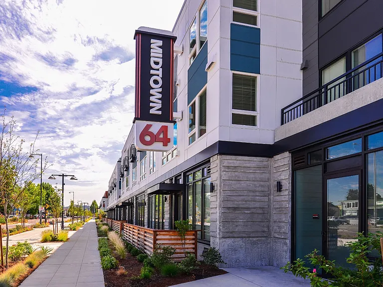 Midtown 64 Apartments — Photo 52