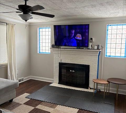 2nd image of 5033 Plymouth Rd